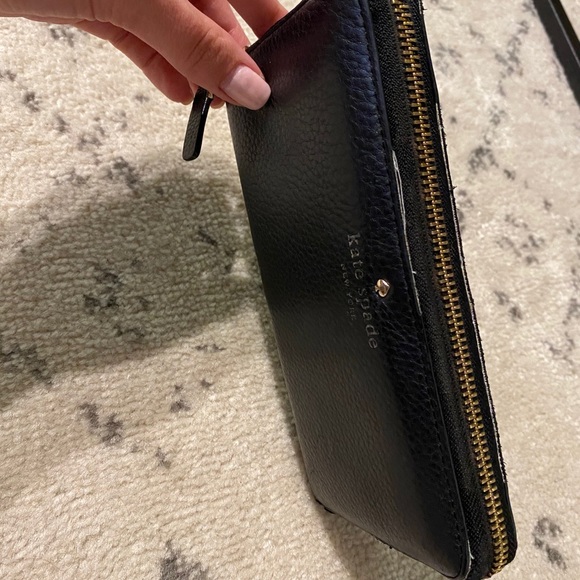 Kate Spade Black Leather Zipper Wallet - Picture 5 of 6